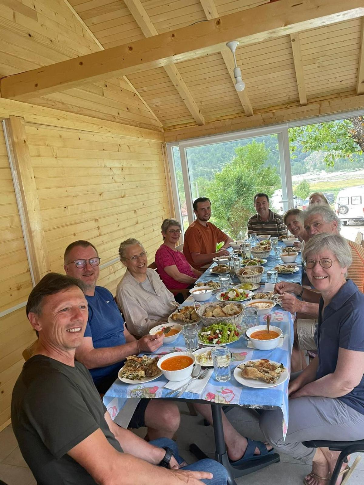 Bujtina Arlindi Bed & Breakfast Valbone Luaran gambar