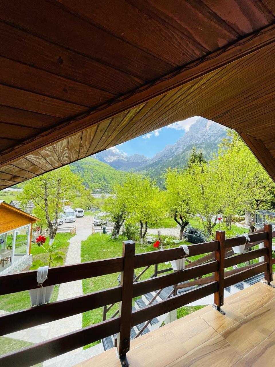 Bujtina Arlindi Bed & Breakfast Valbone Luaran gambar